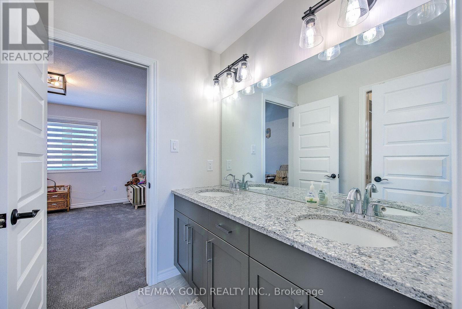 944 Trailsway Avenue Property Photo 23