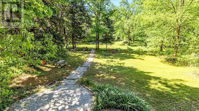 286 Edwina Drive Property Photo 8