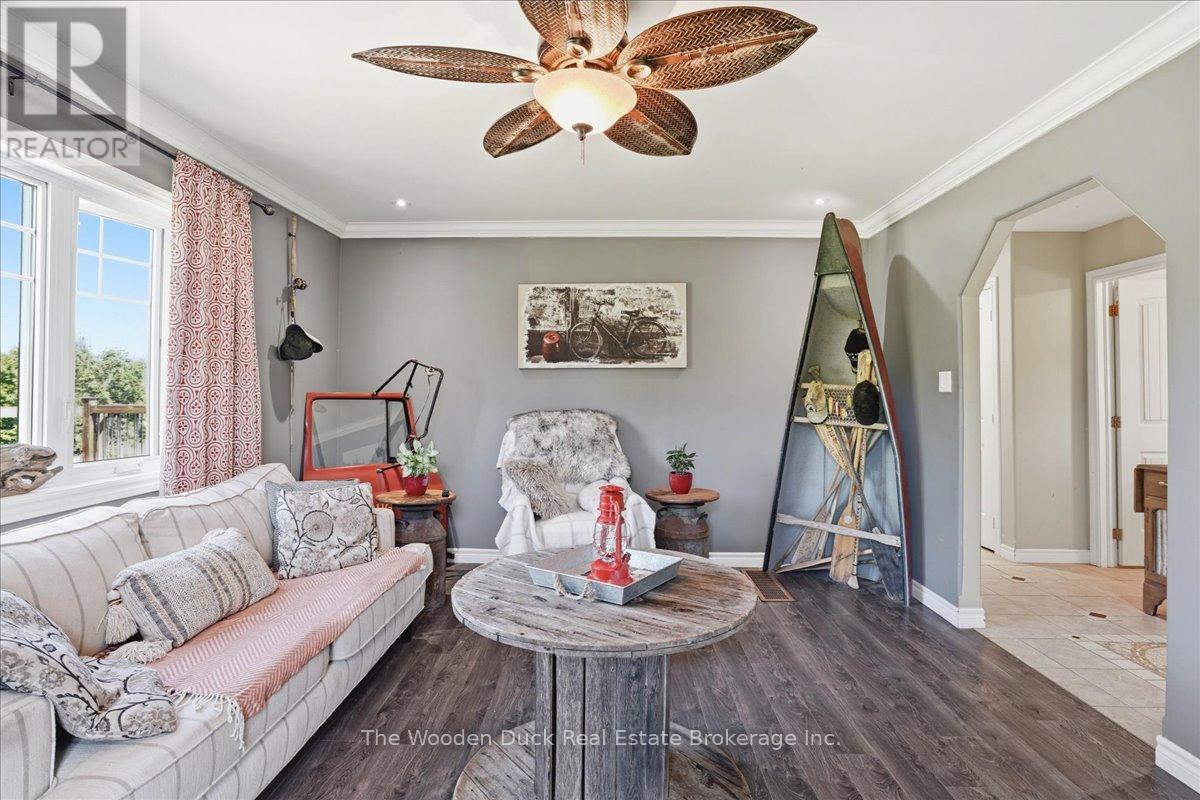 1133 Island Road Property Photo 7