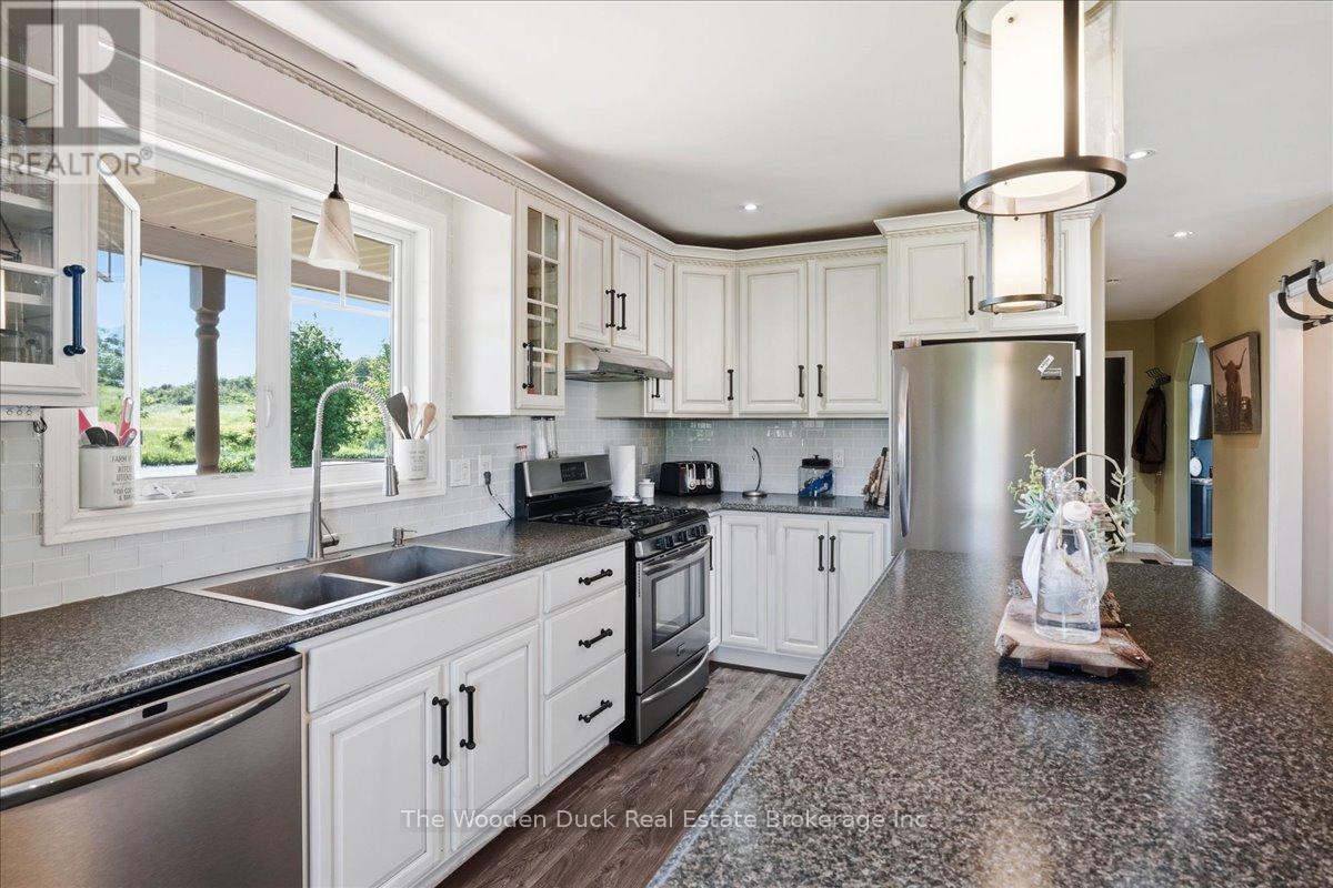 1133 Island Road Property Photo 12