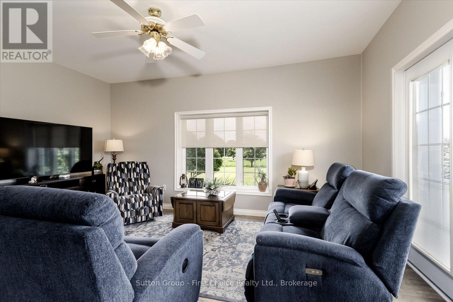 7100 Line 28 Property Photo 16
