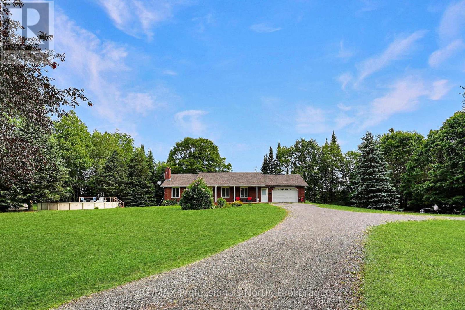 1187 Woods Road Property Photo 5