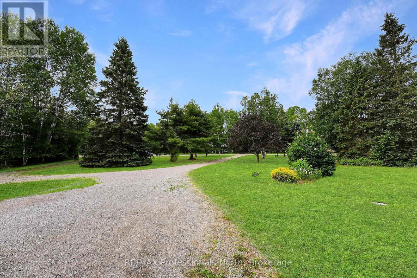 1187 Woods Road Property Photo 6