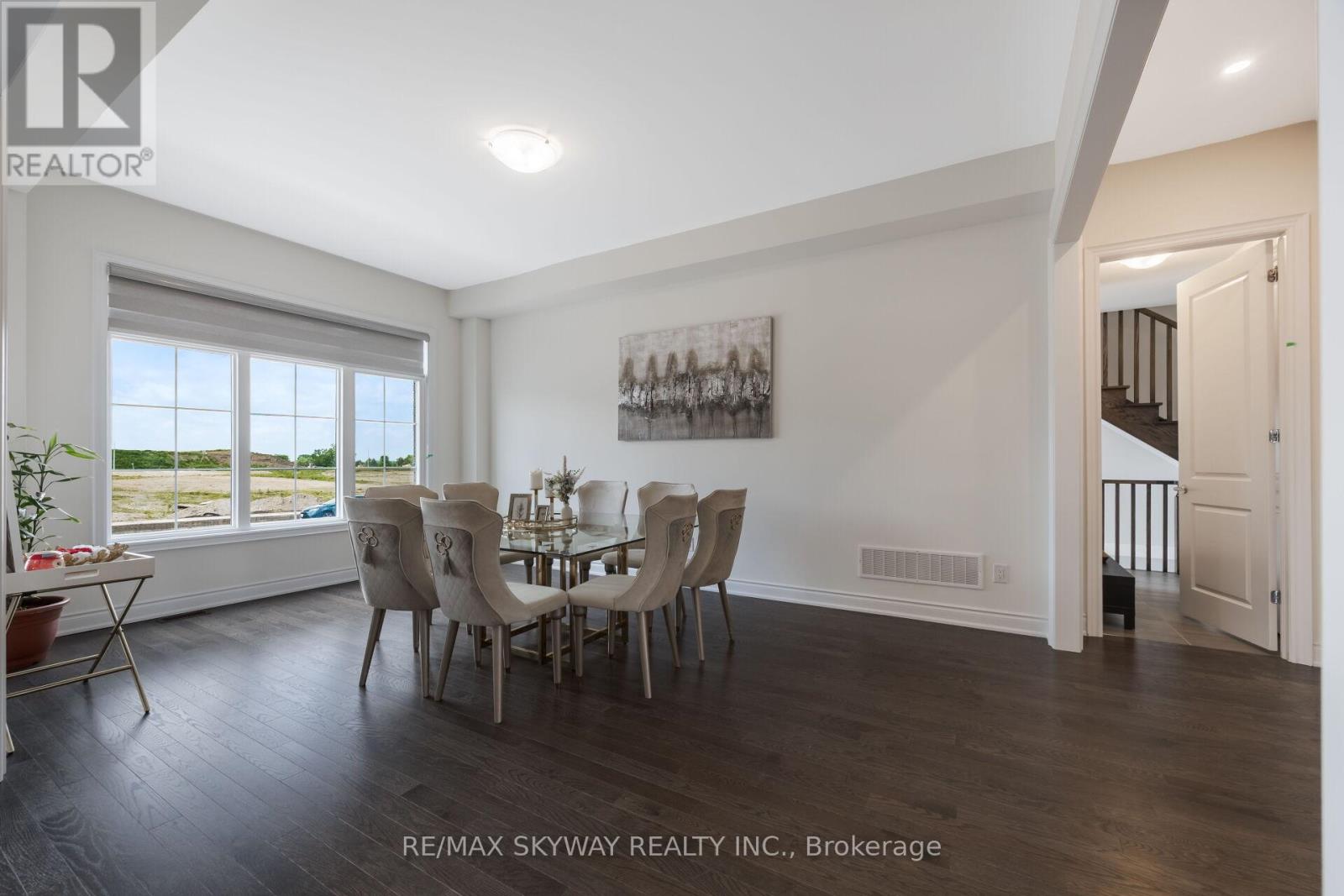 6 Ewing Way Property Photo 12