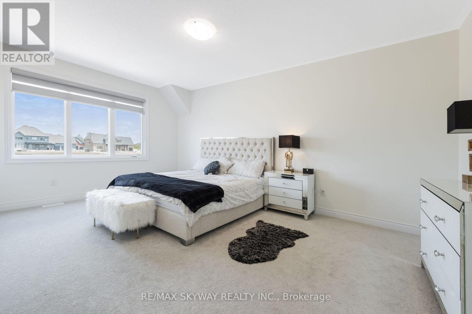6 Ewing Way Property Photo 18