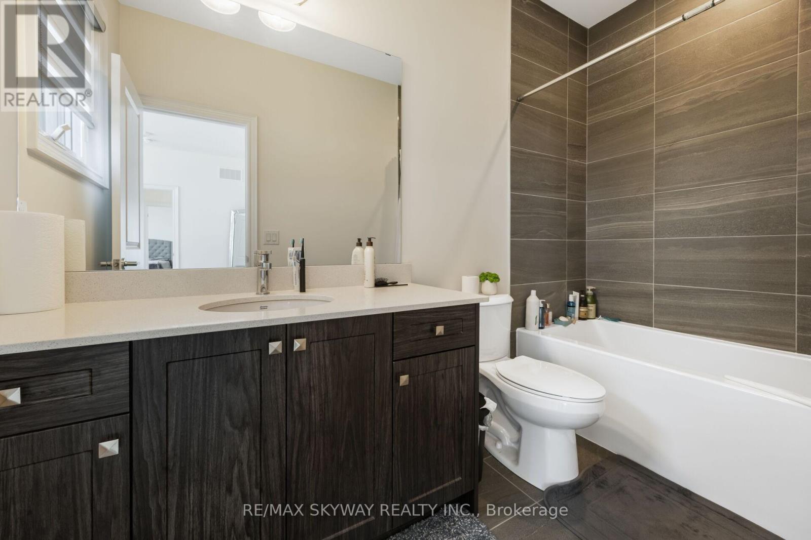 6 Ewing Way Property Photo 26