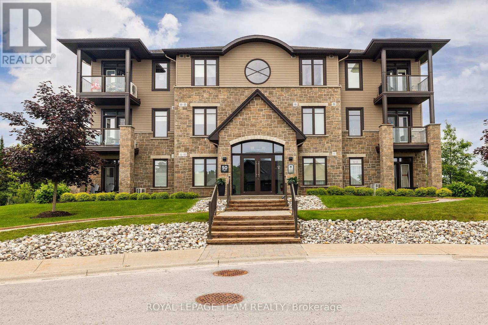 203 - 50 MAGNOLIA WAY Property Photo 1