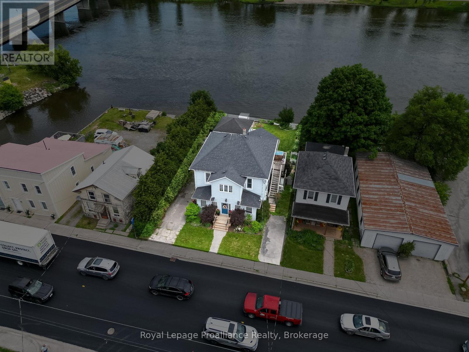 13 South Trent Street Property Photo 5
