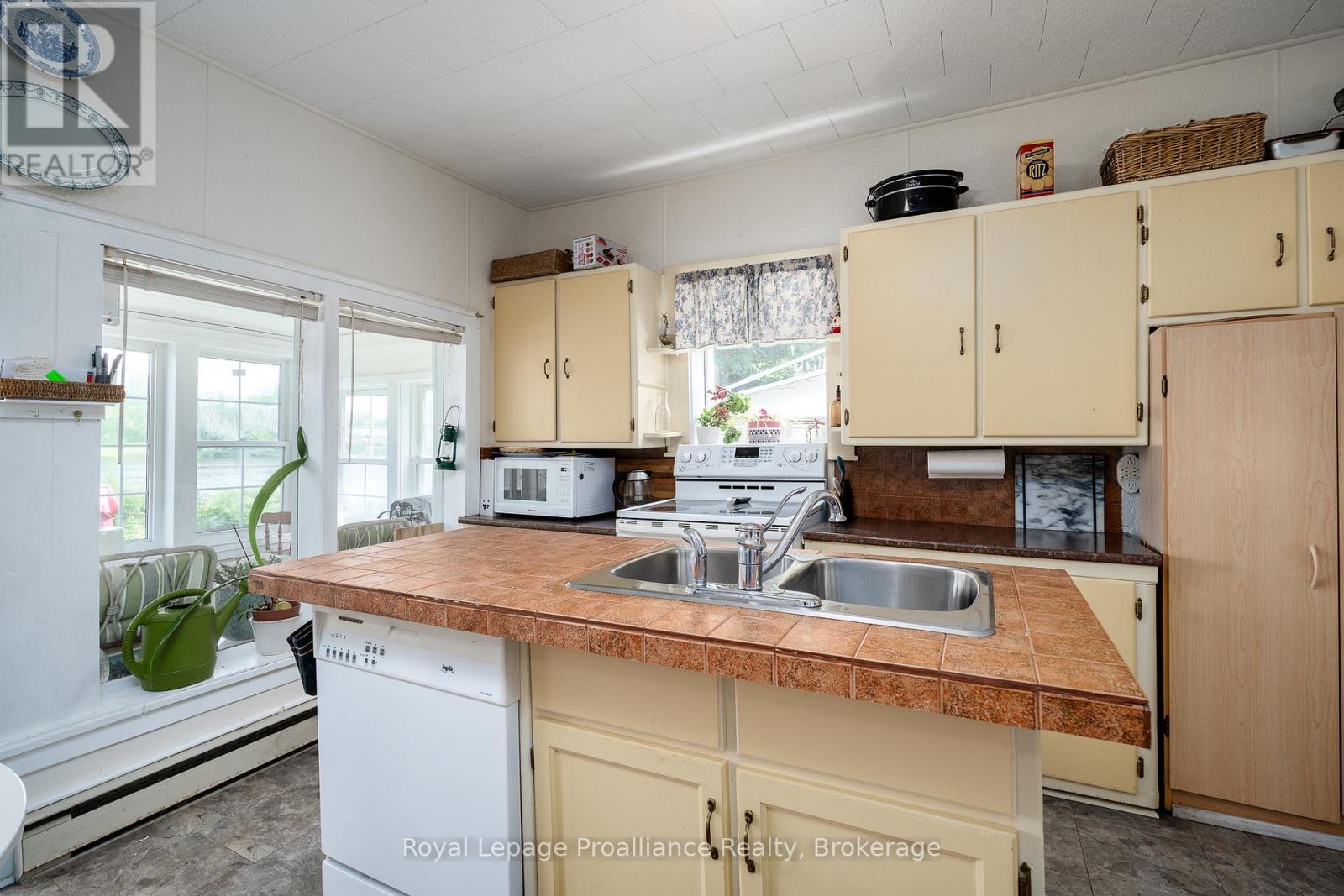 13 South Trent Street Property Photo 19