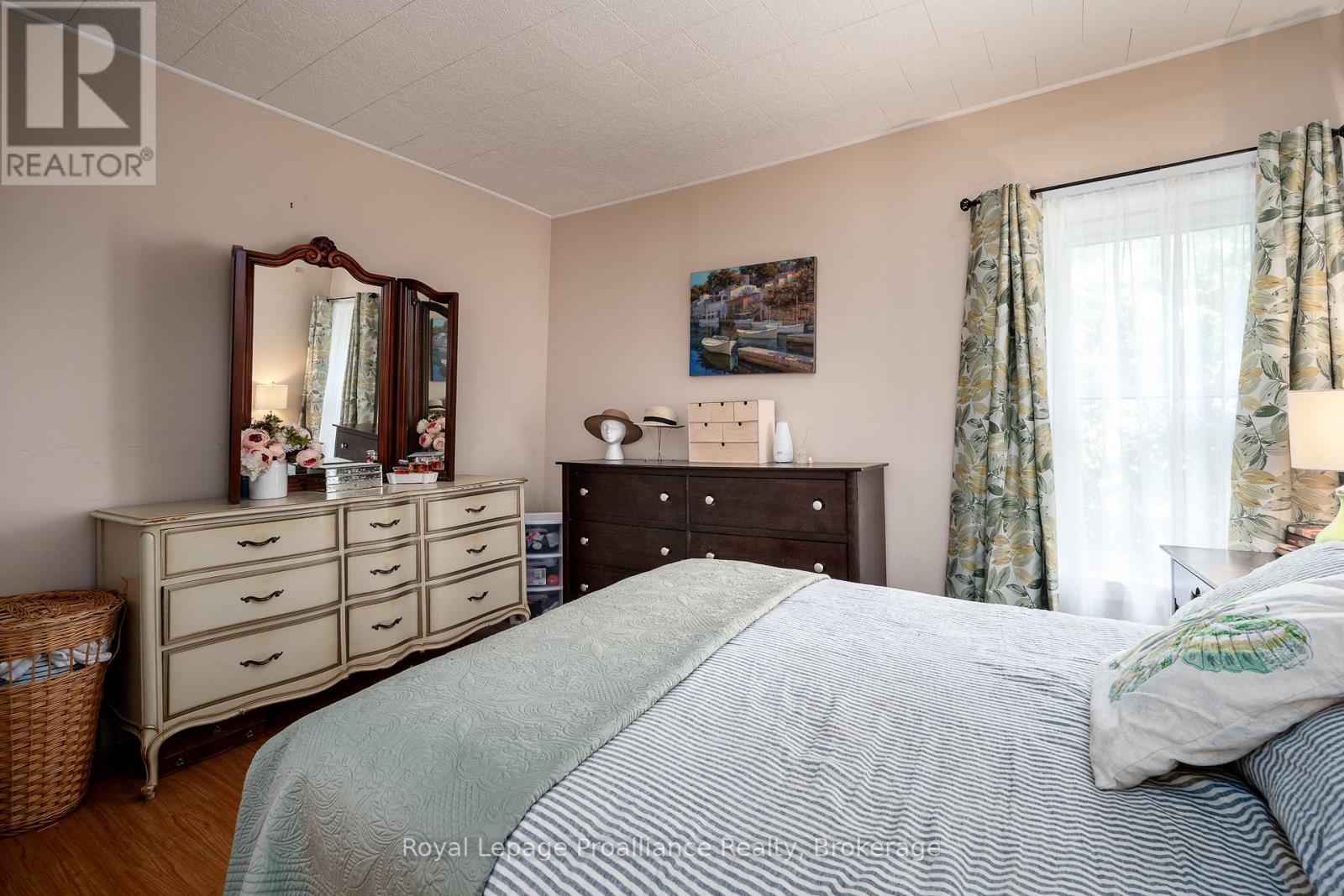 13 South Trent Street Property Photo 27