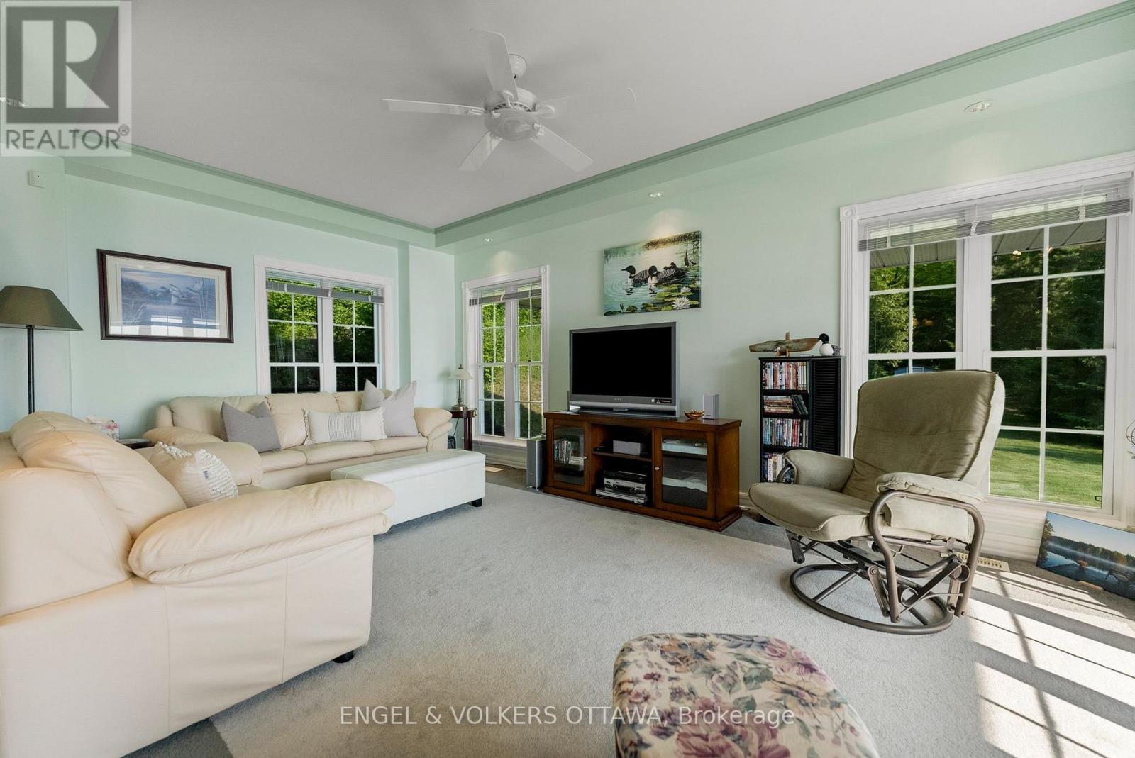 541 Morglan Lane Property Photo 13