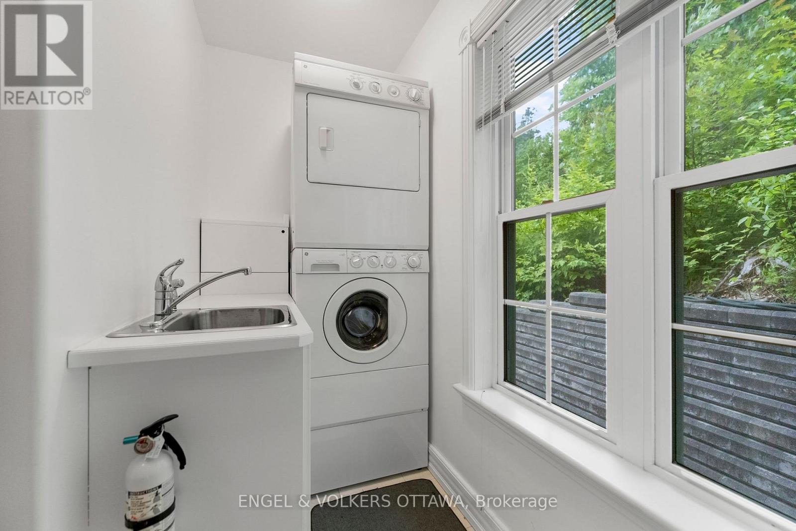 541 Morglan Lane Property Photo 23