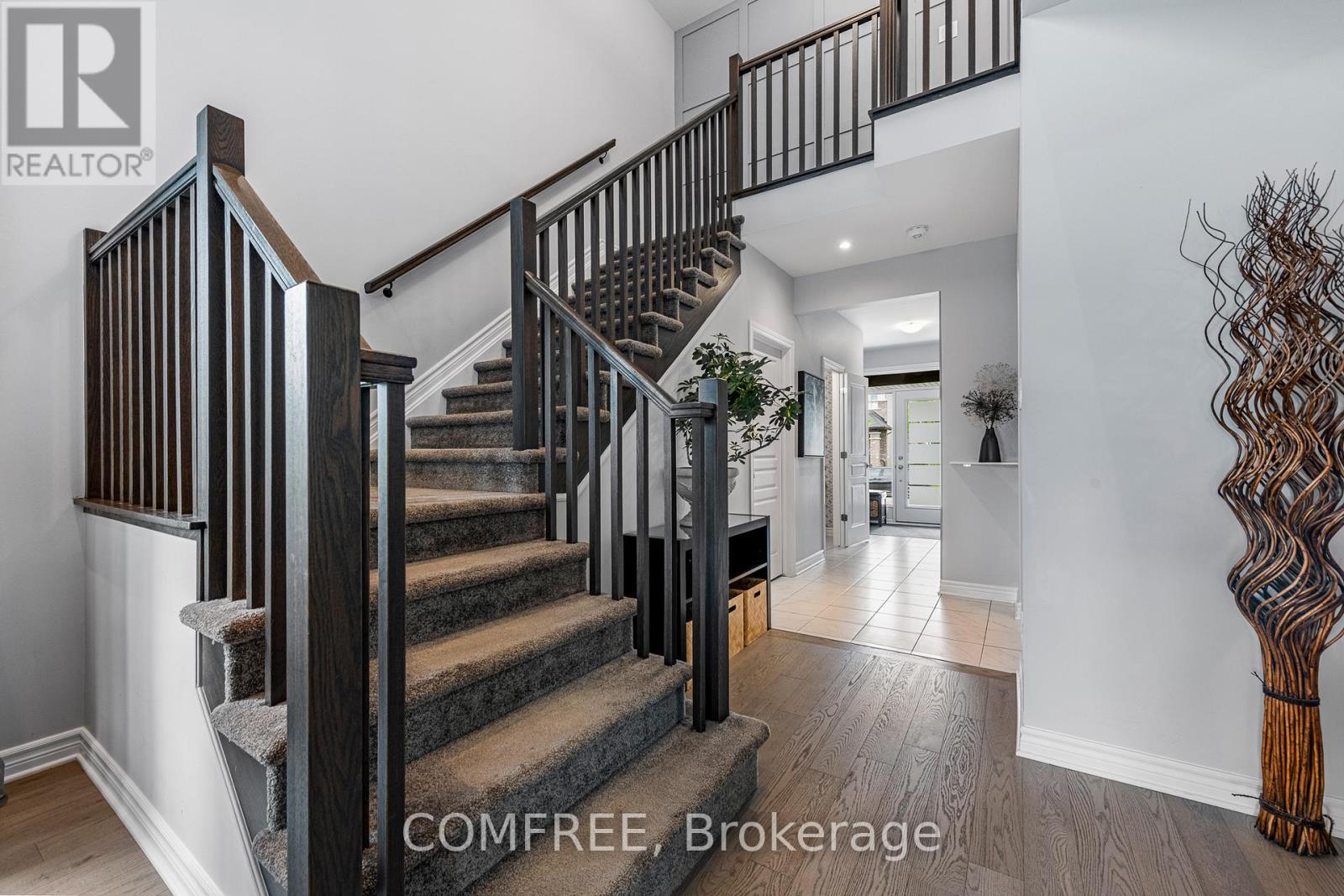792 Twist Way Property Photo 10