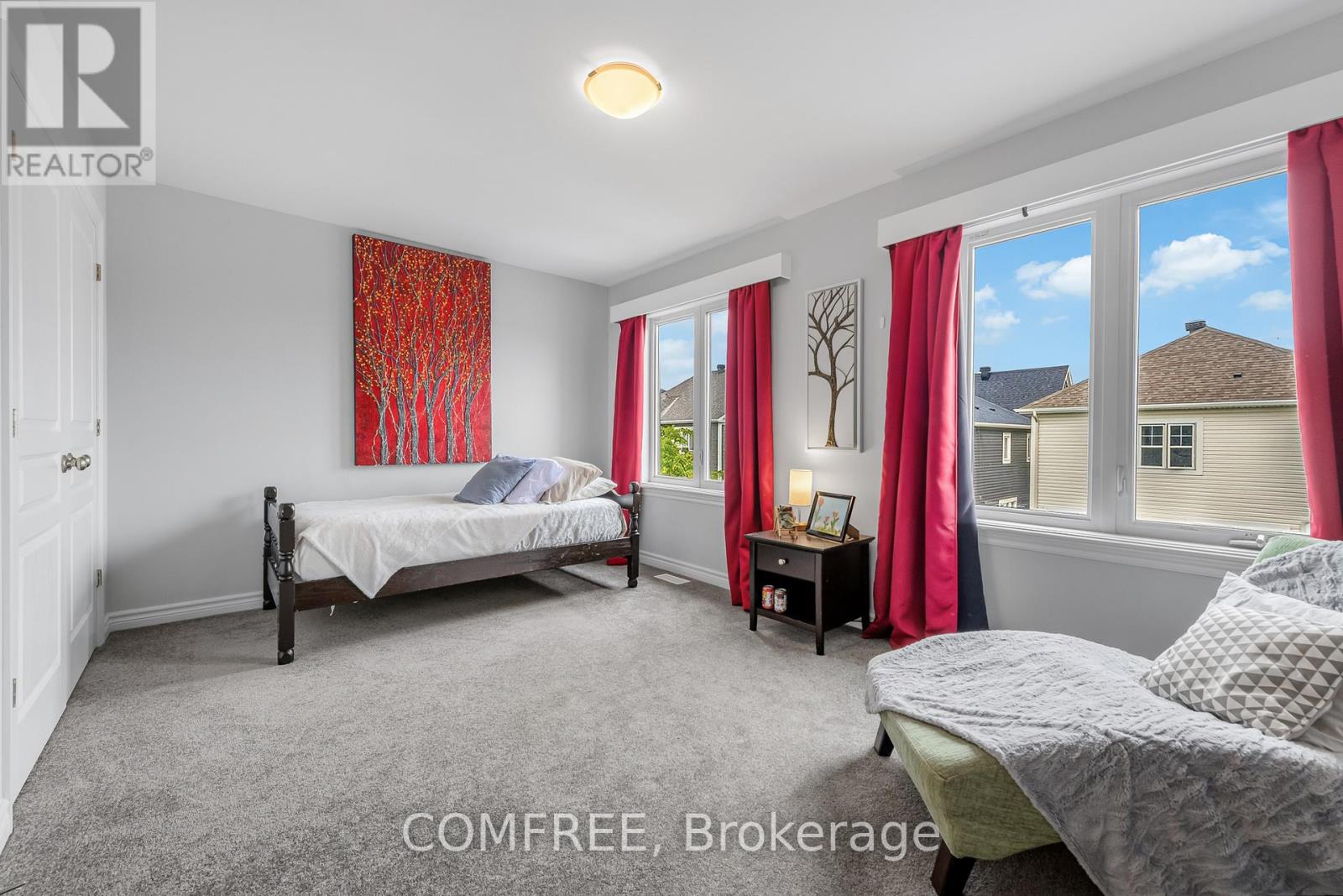 792 Twist Way Property Photo 27
