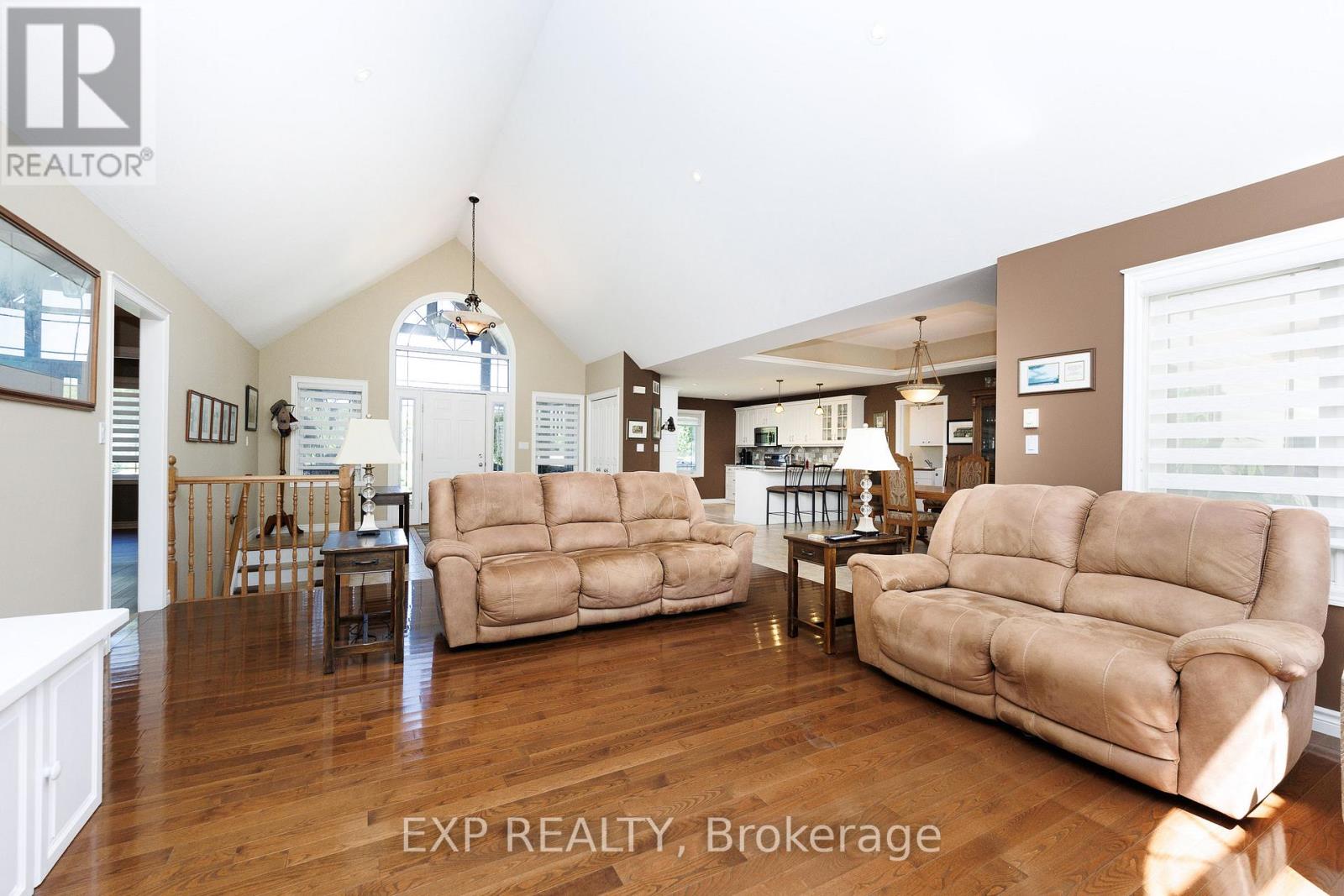 50849 O'reilly's Road S Property Photo 13