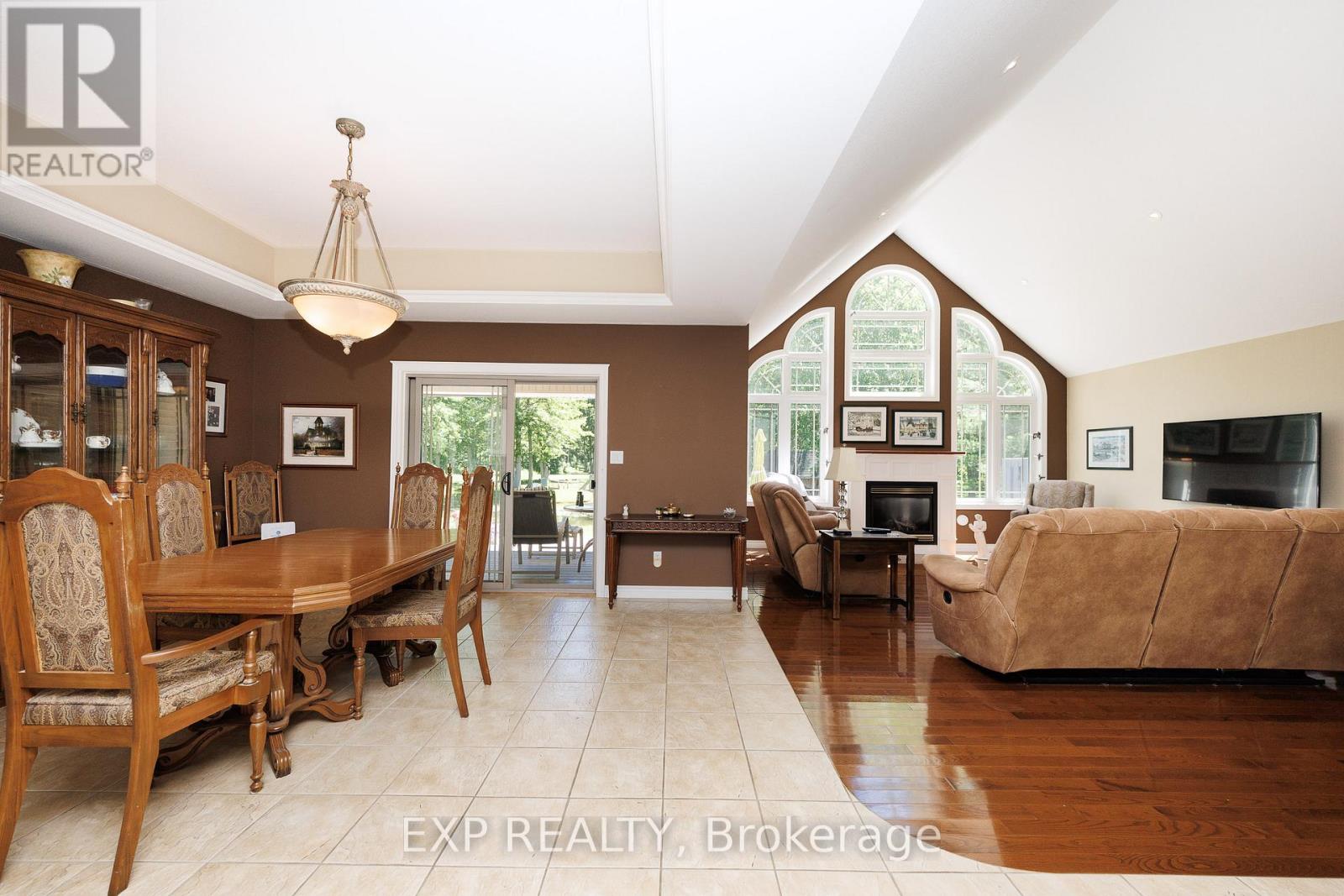 50849 O'reilly's Road S Property Photo 14