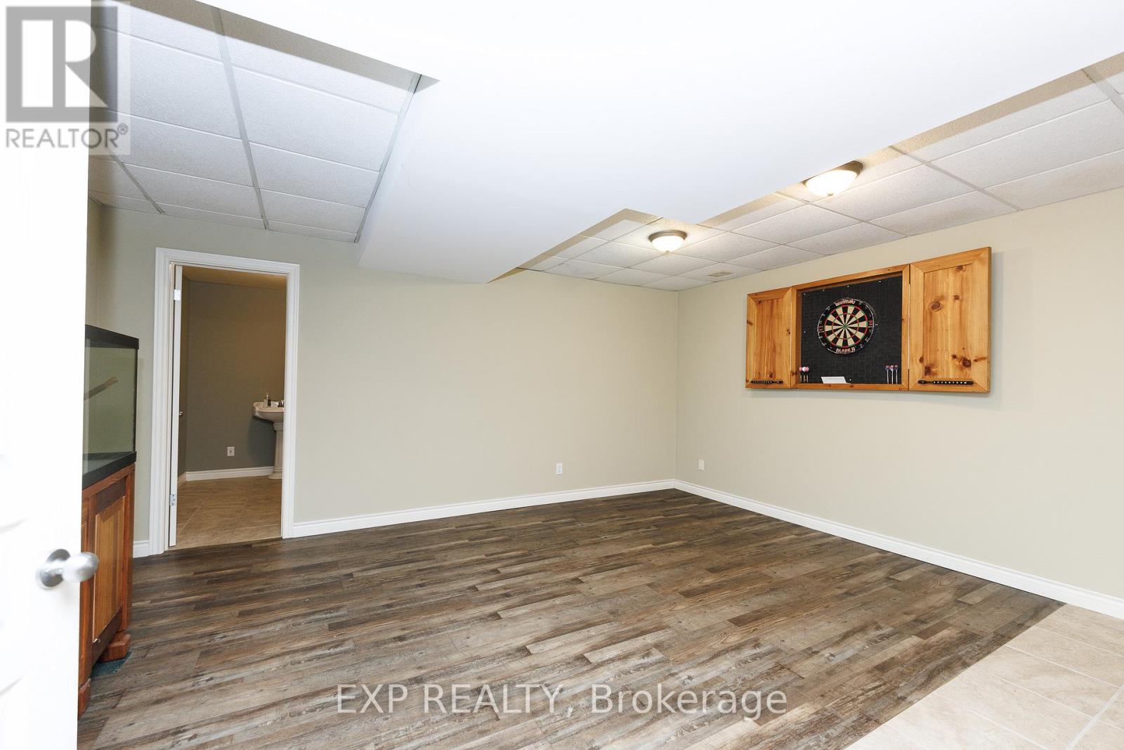 50849 O'reilly's Road S Property Photo 31