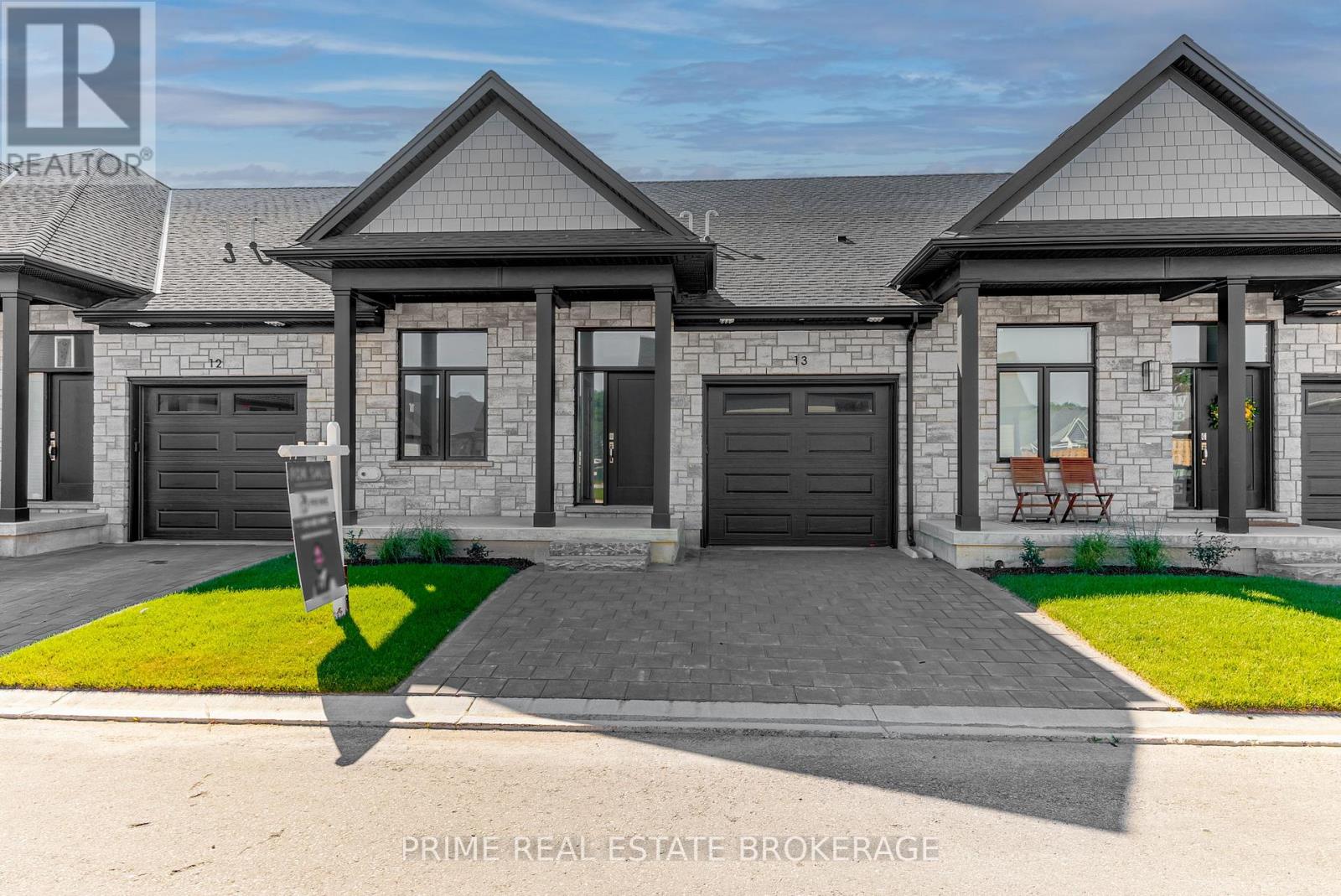 6 - 62 COMPASS TRAIL