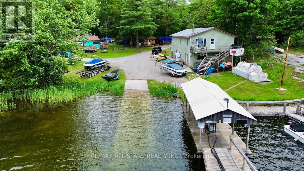 25 West Clear Bay Road Property Photo 6