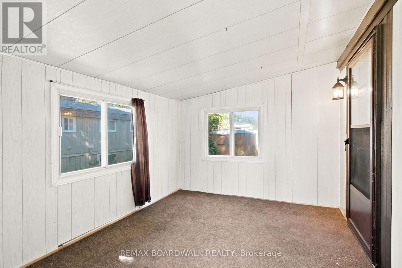 516 Maplegrove Road Property Photo 18