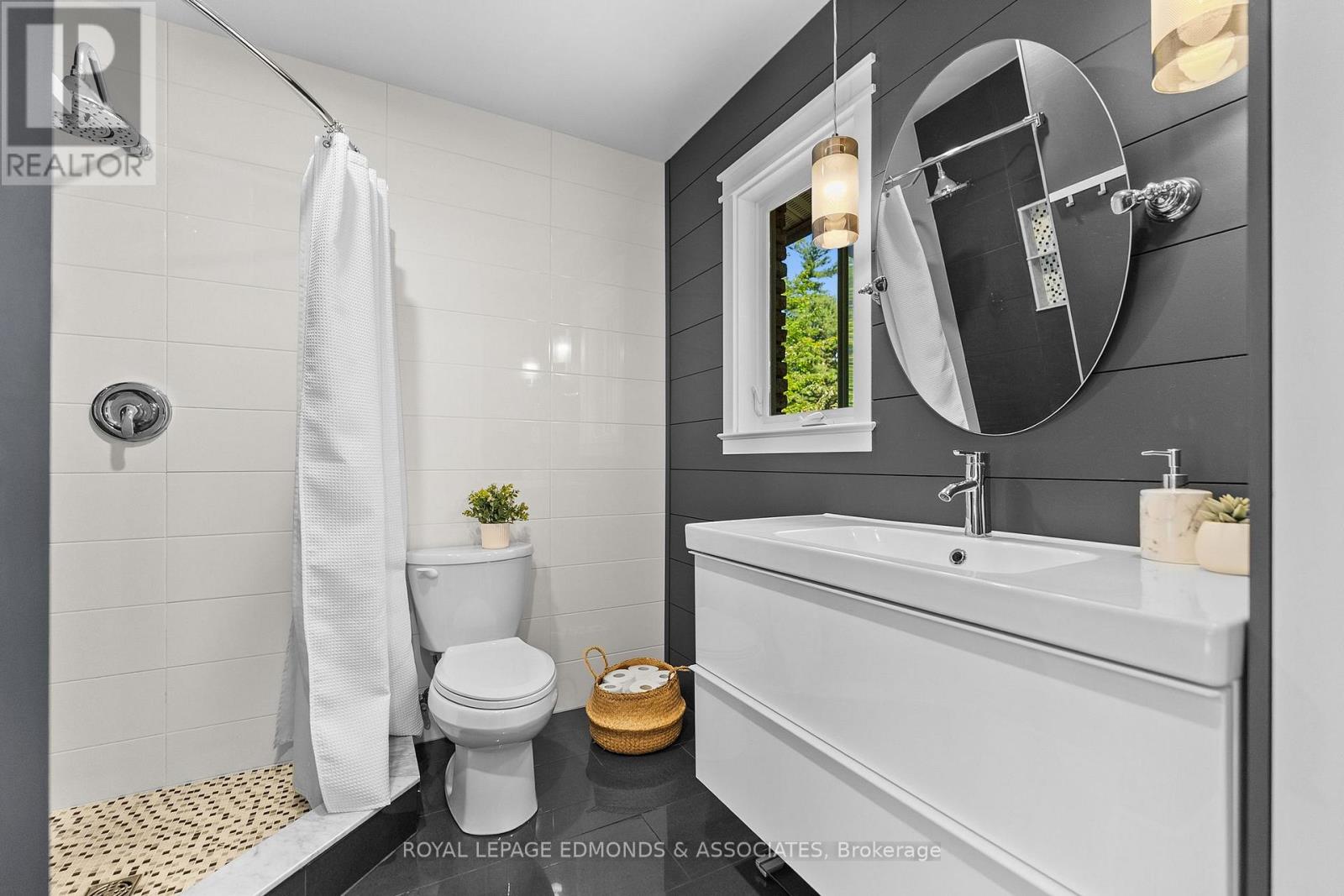 37 Selley Street Property Photo 27