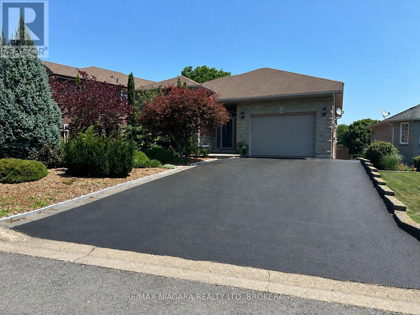 31 HILLCREST ROAD