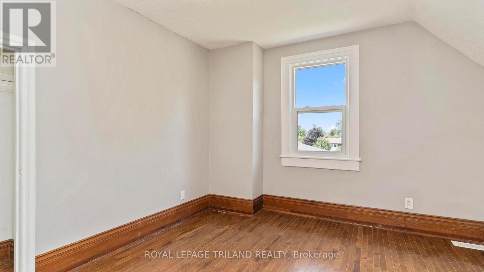 50 Fairview Avenue Property Photo 15