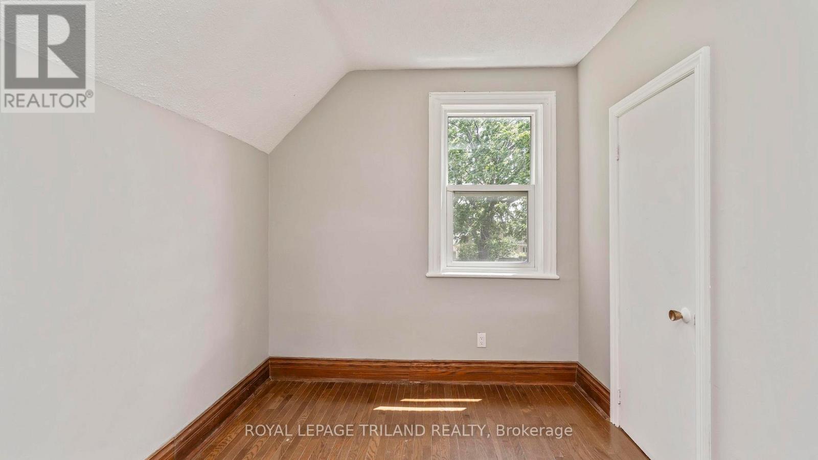 50 Fairview Avenue Property Photo 17
