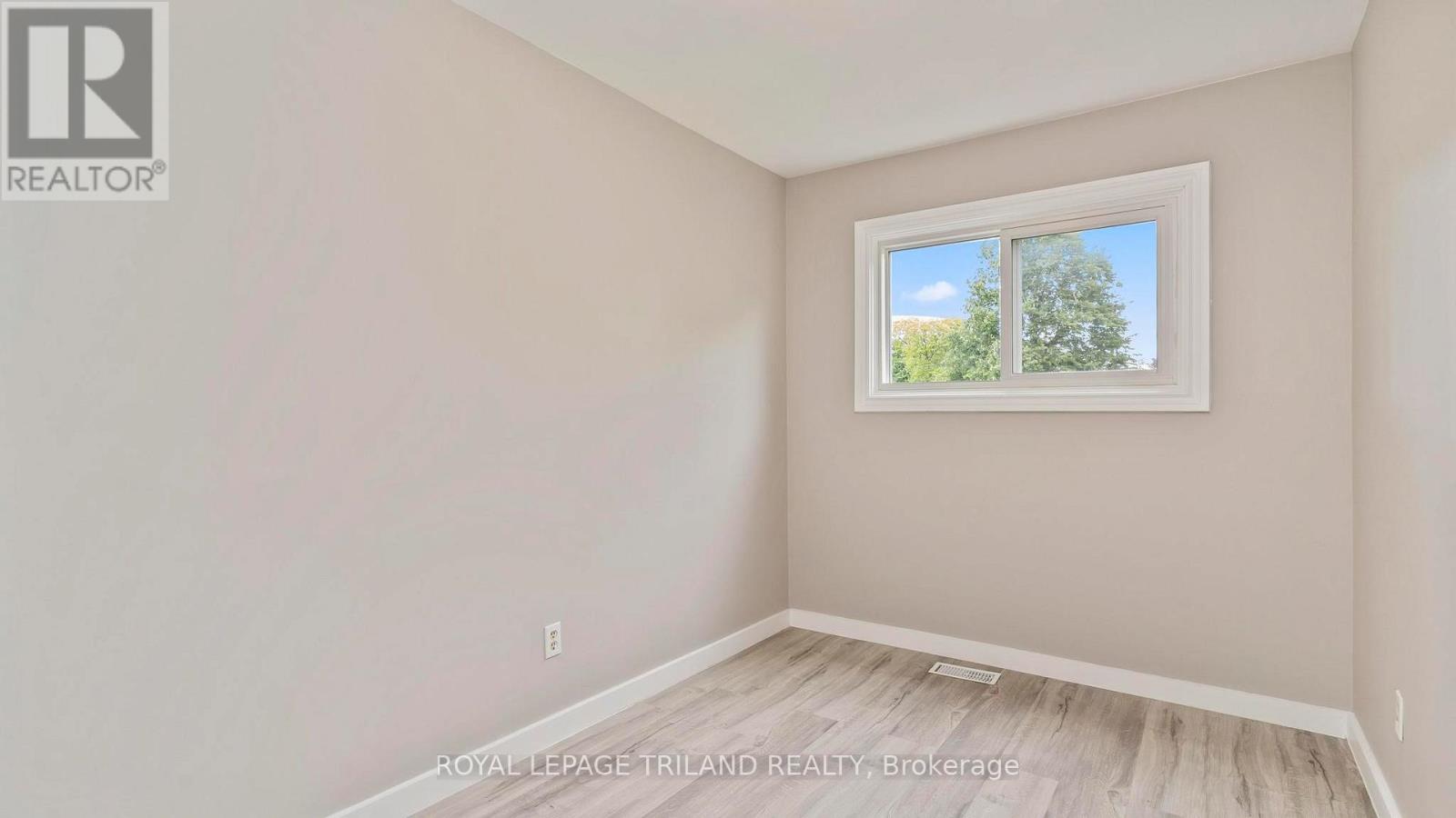 50 Fairview Avenue Property Photo 33