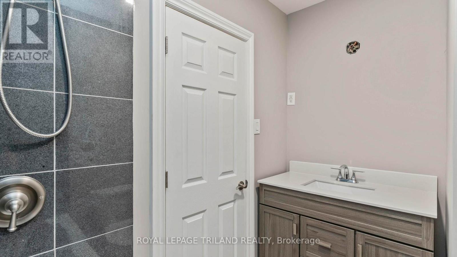 50 Fairview Avenue Property Photo 35