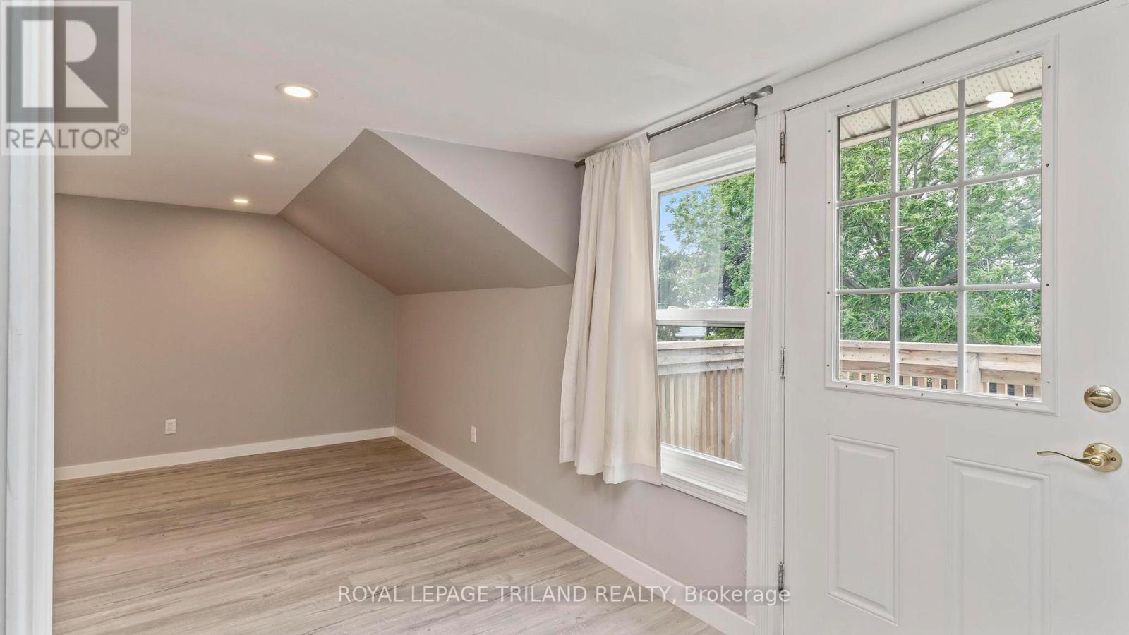 50 Fairview Avenue Property Photo 38