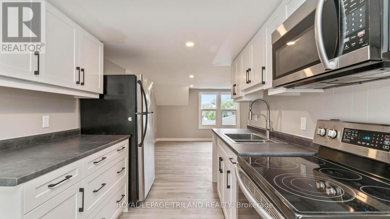 50 Fairview Avenue Property Photo 46