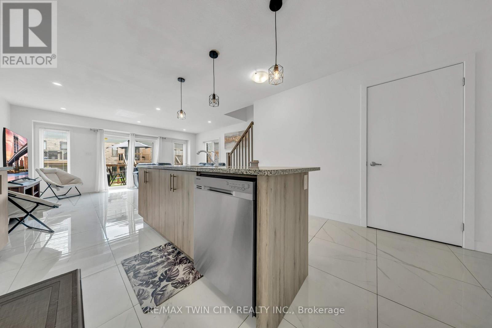 13 Pony Way Property Photo 16
