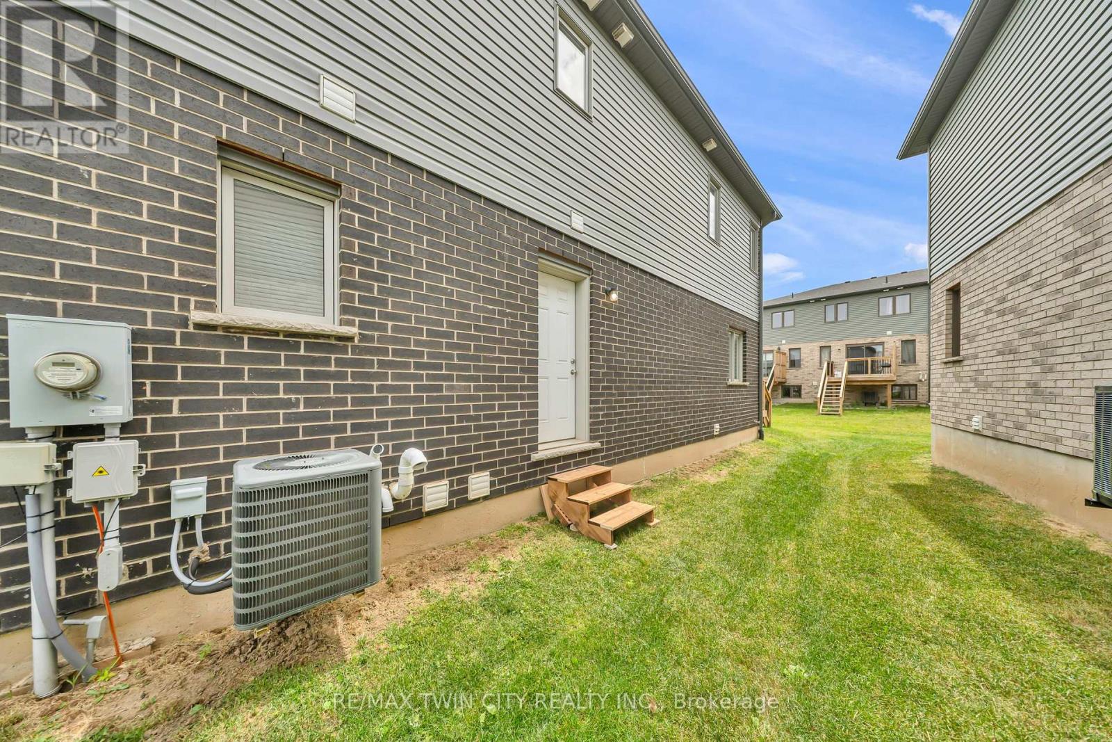 13 Pony Way Property Photo 32