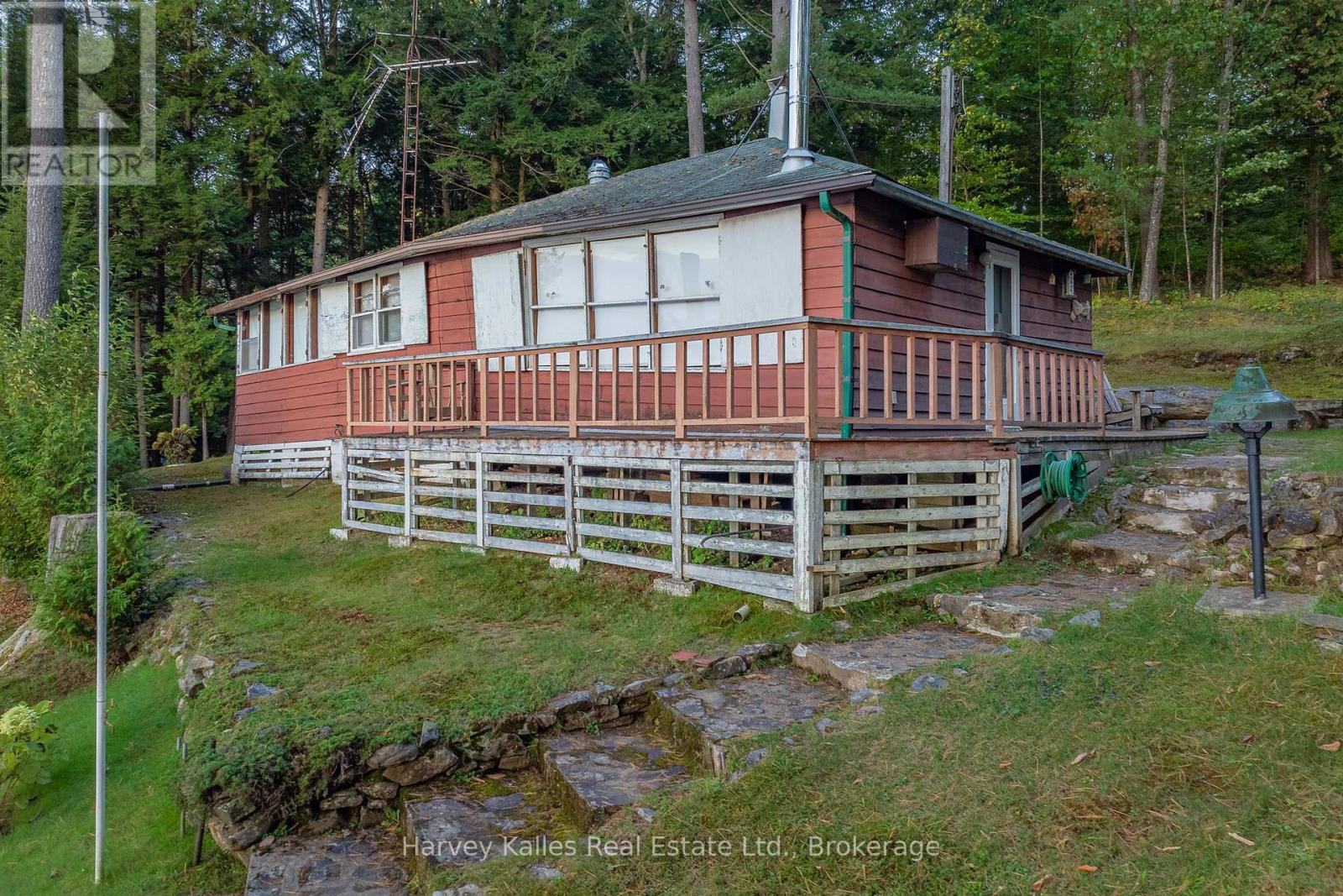 2 - 1028 South Tooke Lake Road Property Photo 11