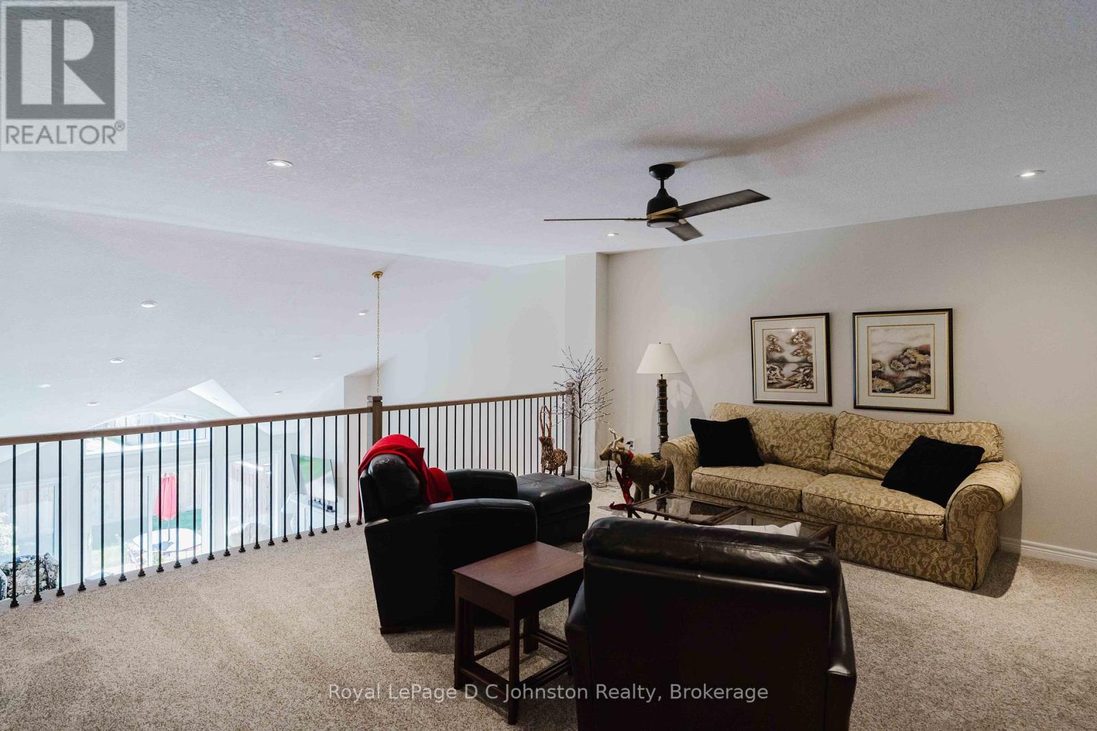 16 - 560 Devonshire Road Property Photo 31