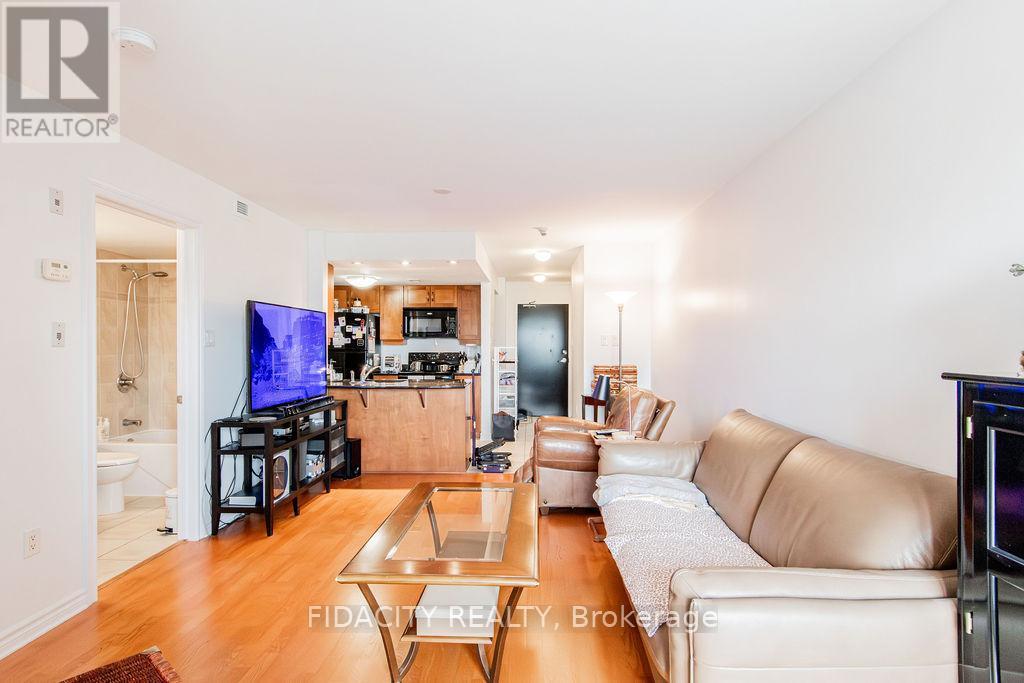 602 - 314 Central Park Drive Property Photo 7
