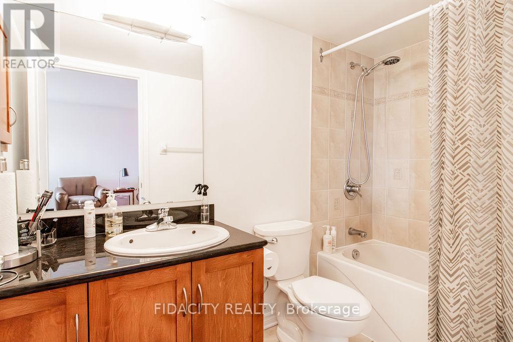 602 - 314 Central Park Drive Property Photo 8
