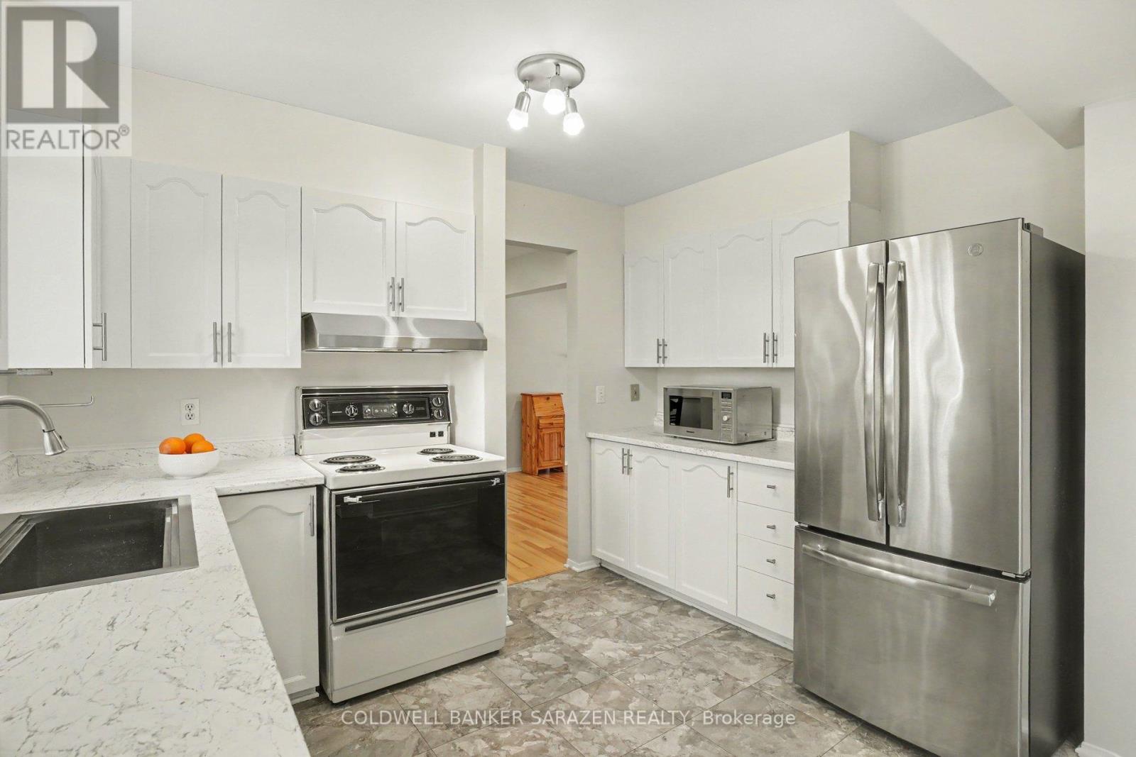 17 Smolkin Street Property Photo 12