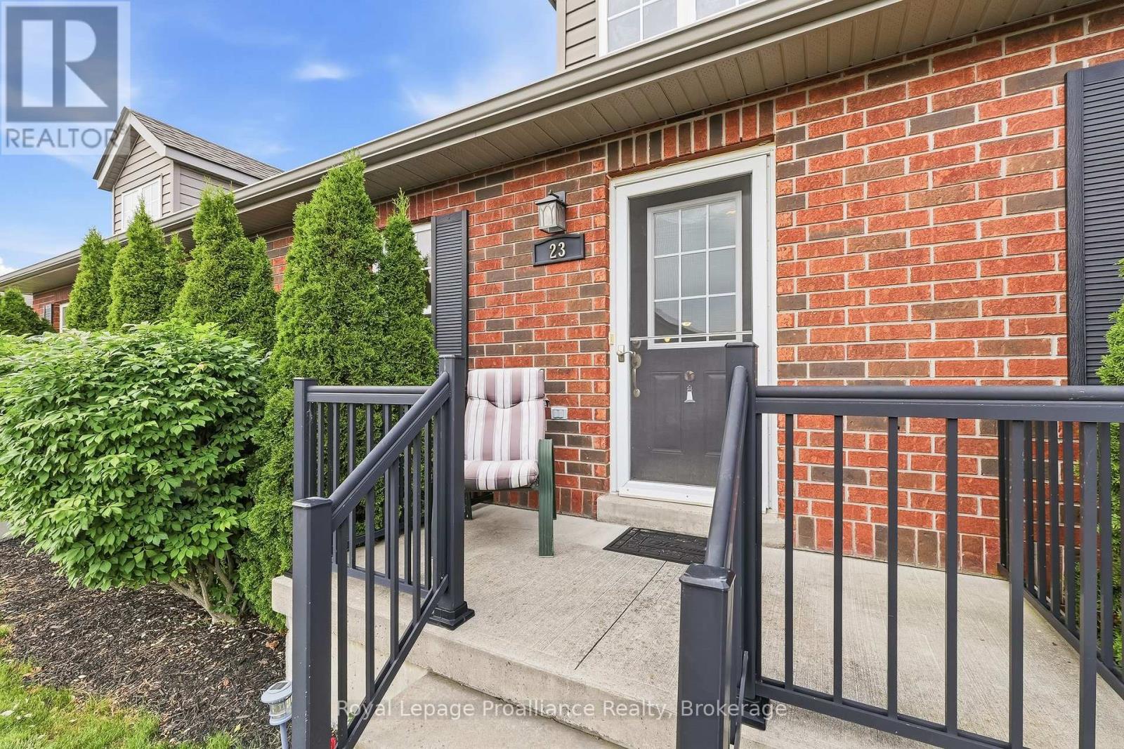 23 Empire Boulevard Property Photo 4