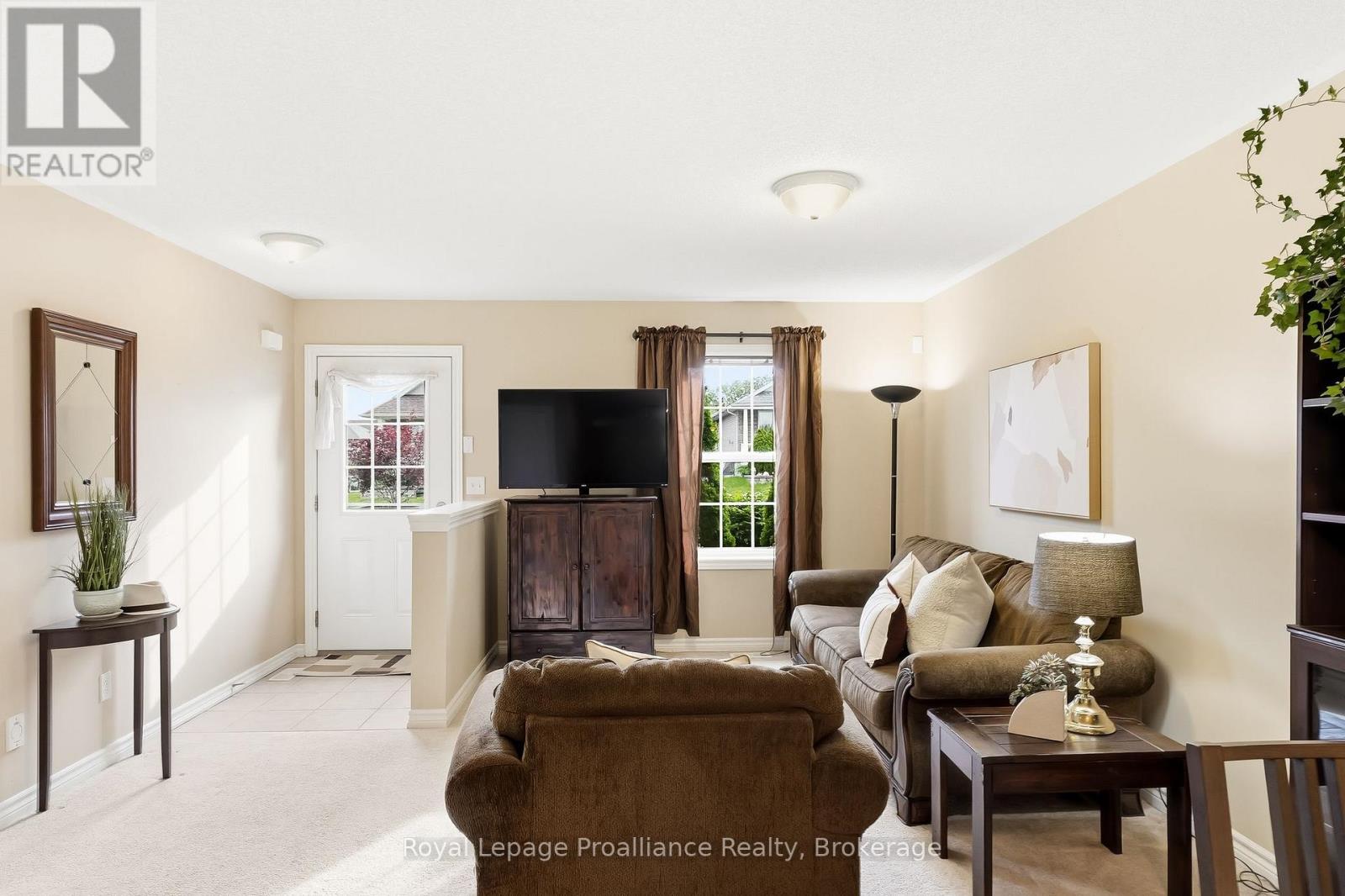 23 Empire Boulevard Property Photo 12
