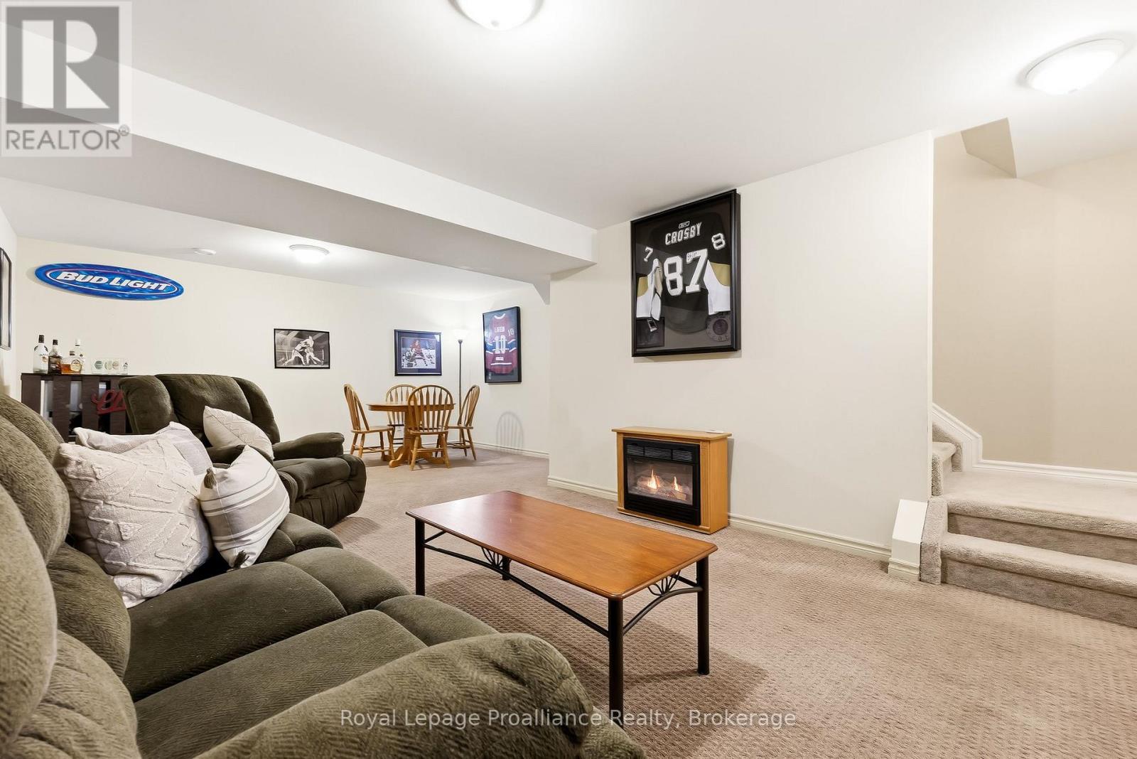 23 Empire Boulevard Property Photo 32