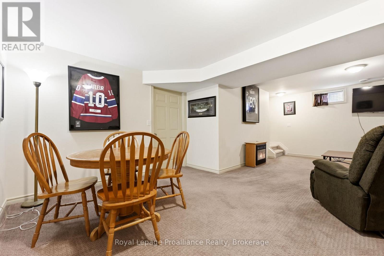 23 Empire Boulevard Property Photo 36