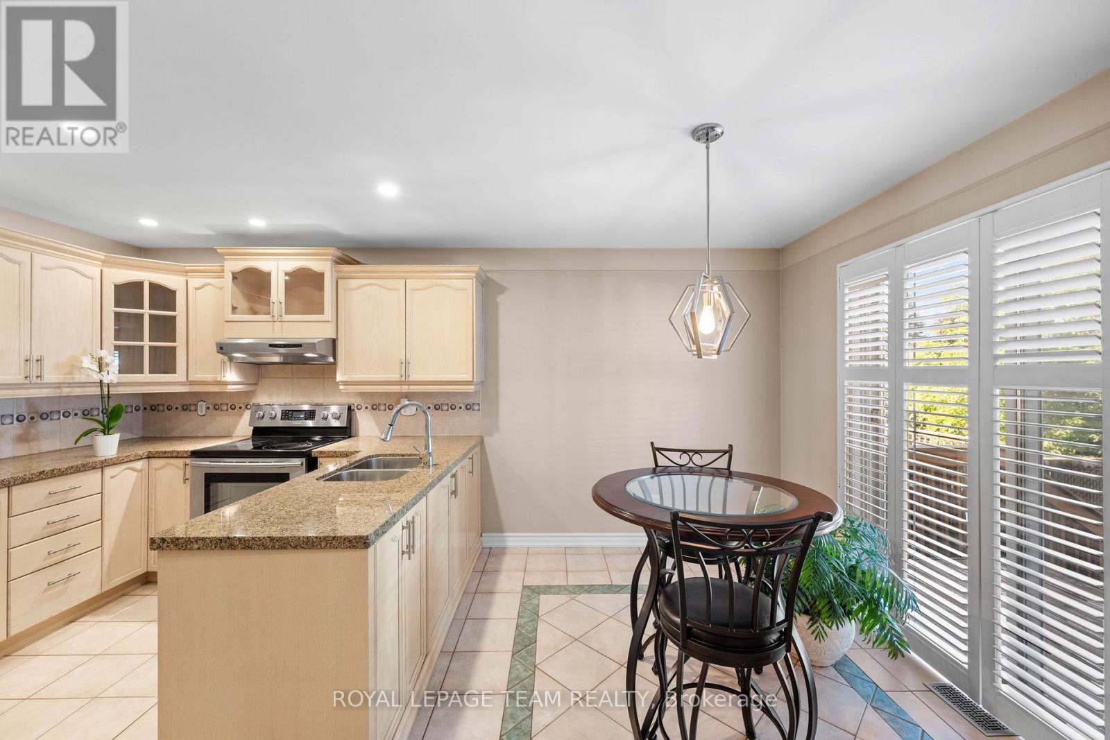 6526 Tooney Drive Property Photo 12