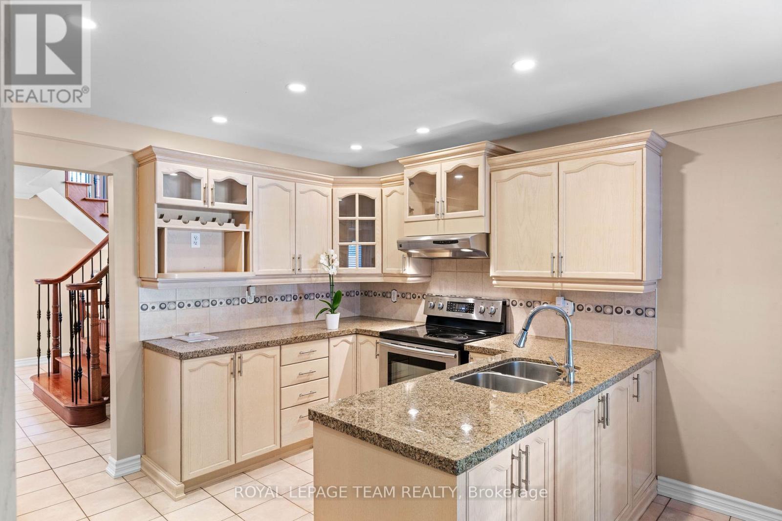 6526 Tooney Drive Property Photo 16