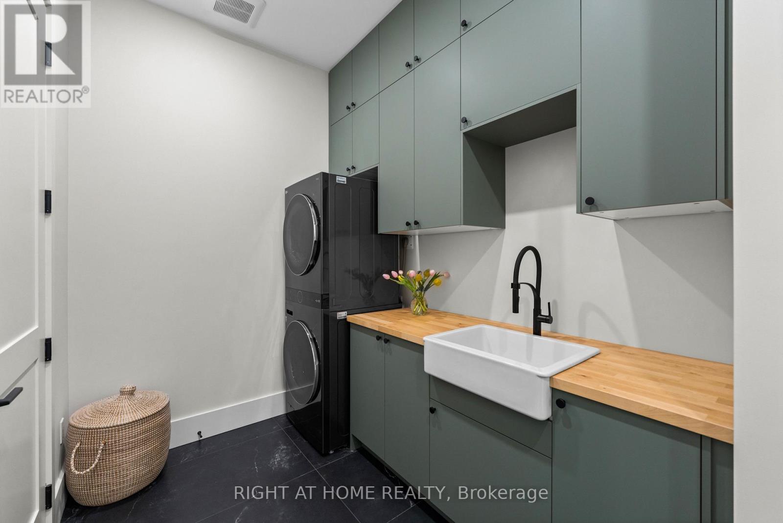 102 Millpond Road Property Photo 18