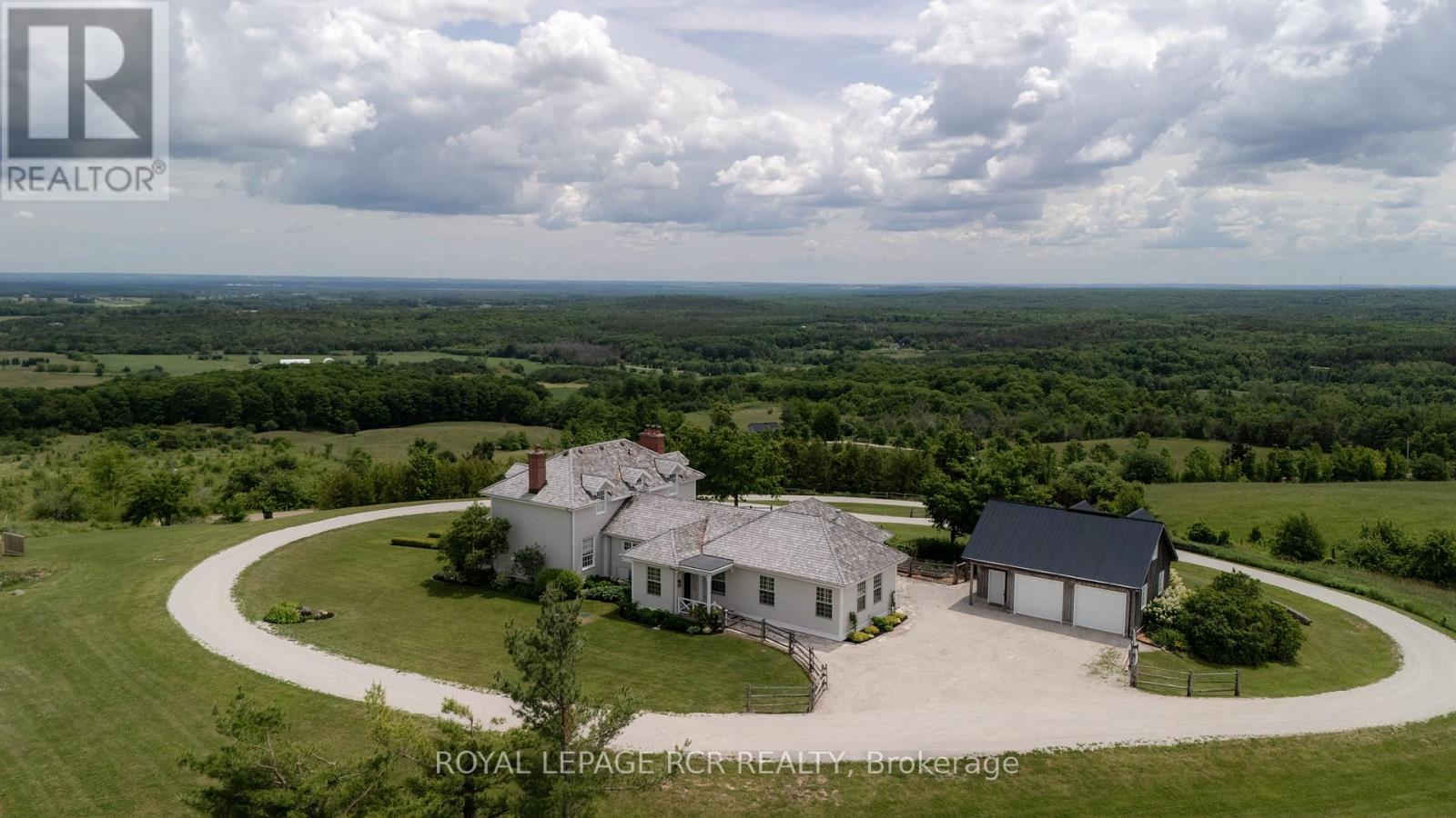 838496 4th Line E Property Photo 42