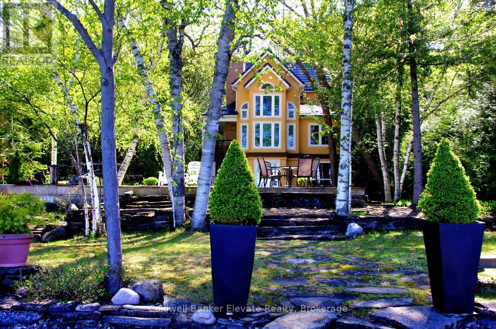 504553 Grey 1 Road Property Photo 2