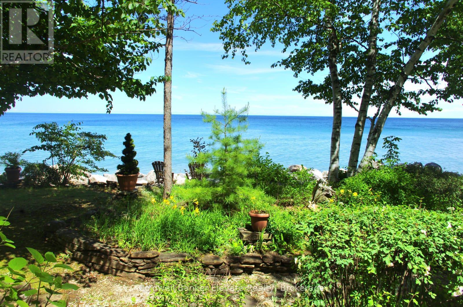 504553 Grey 1 Road Property Photo 5