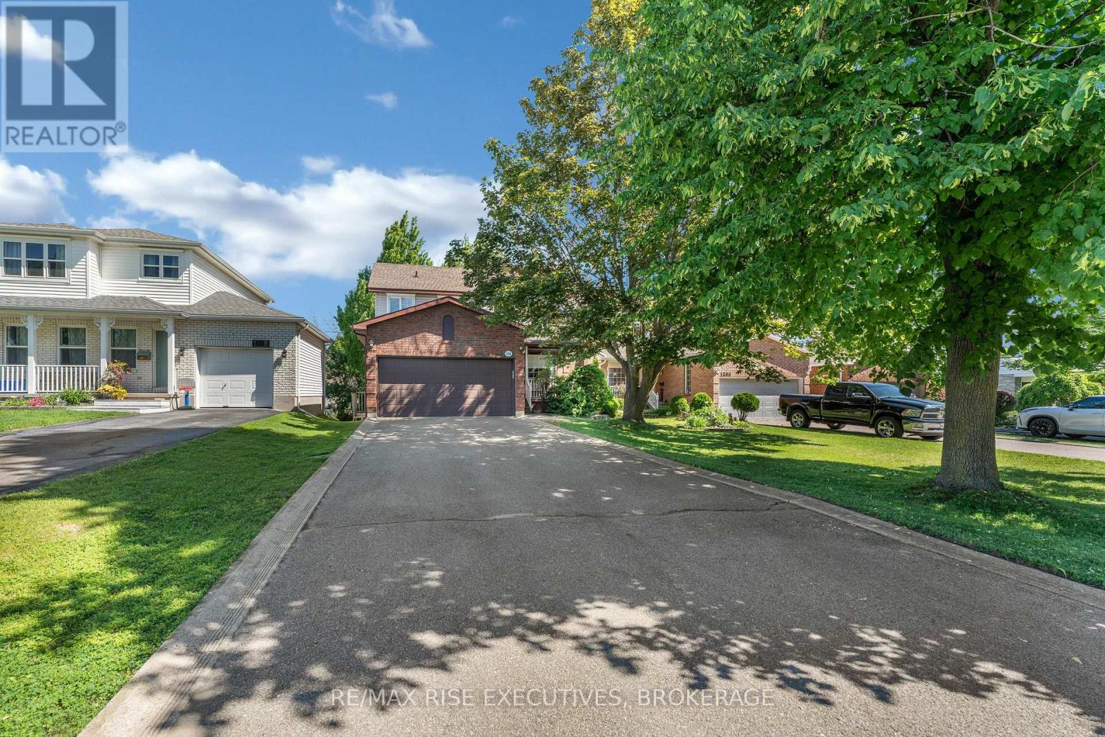 1304 FISHER CRESCENT